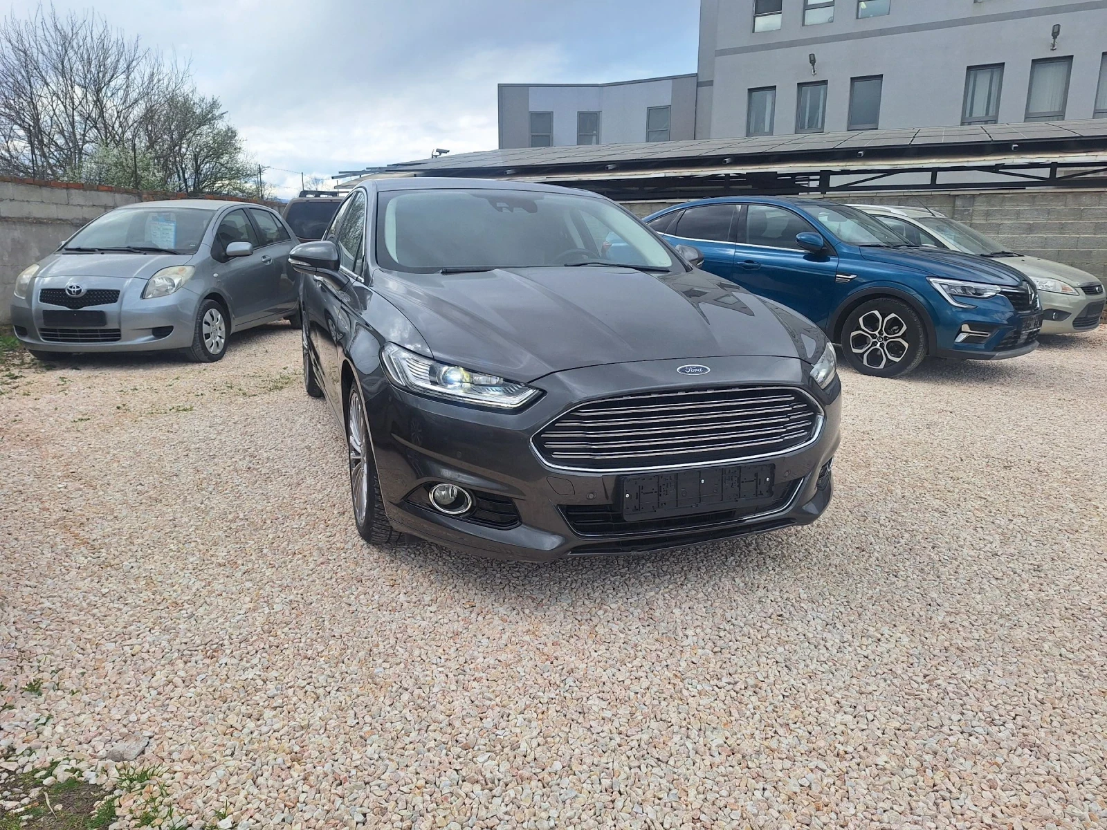 Ford Mondeo 2.0d* Автомат/Нави/Камера/Кейлес/Лед/Титаниум-Топ  - изображение 3