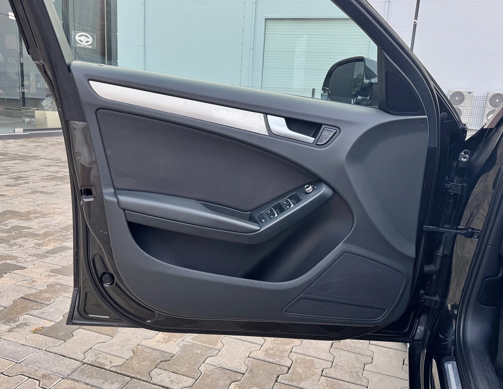 Audi A4 2.0TDi  | Mobile.bg   12