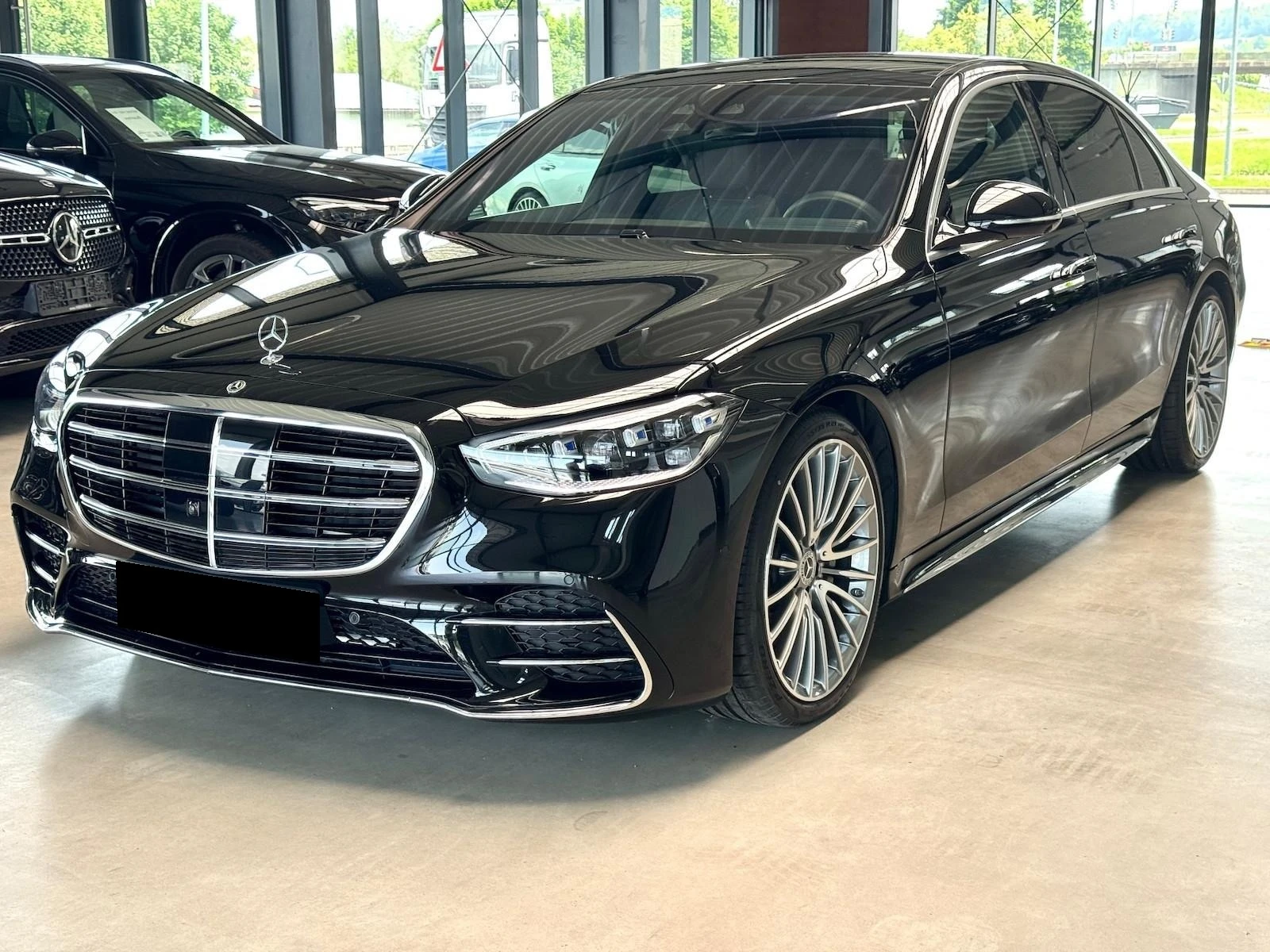 Mercedes-Benz S 450 d/AMG/LONG/4-MATIC/EXCLUSIV/BURM/HEAD UP/360/PANO/ - изображение 3