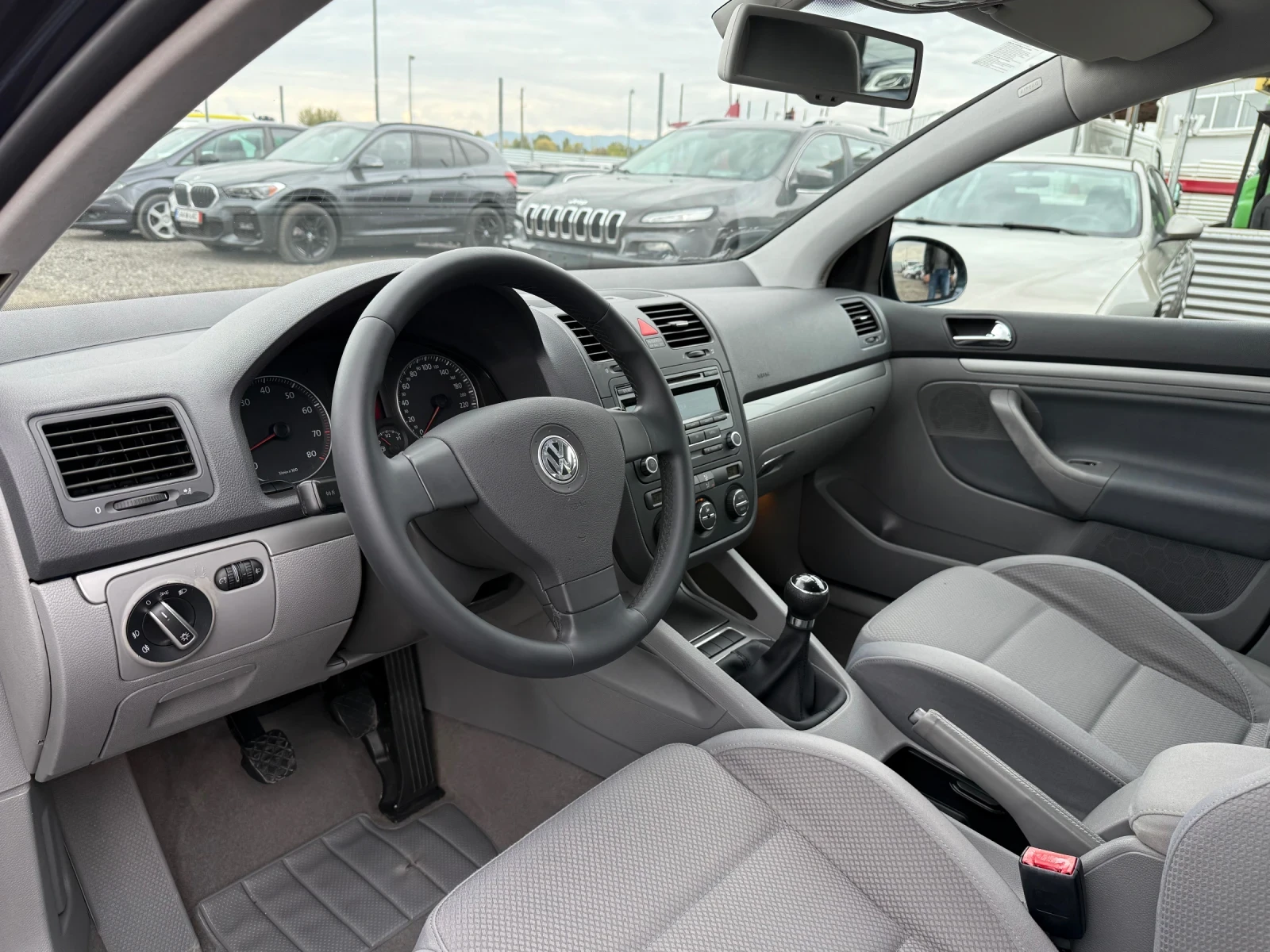 VW Golf 1.6* FSI* PDC - изображение 8