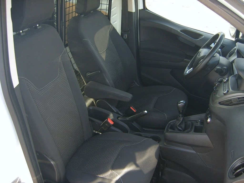 Ford Courier 1, 5d  navi - изображение 6