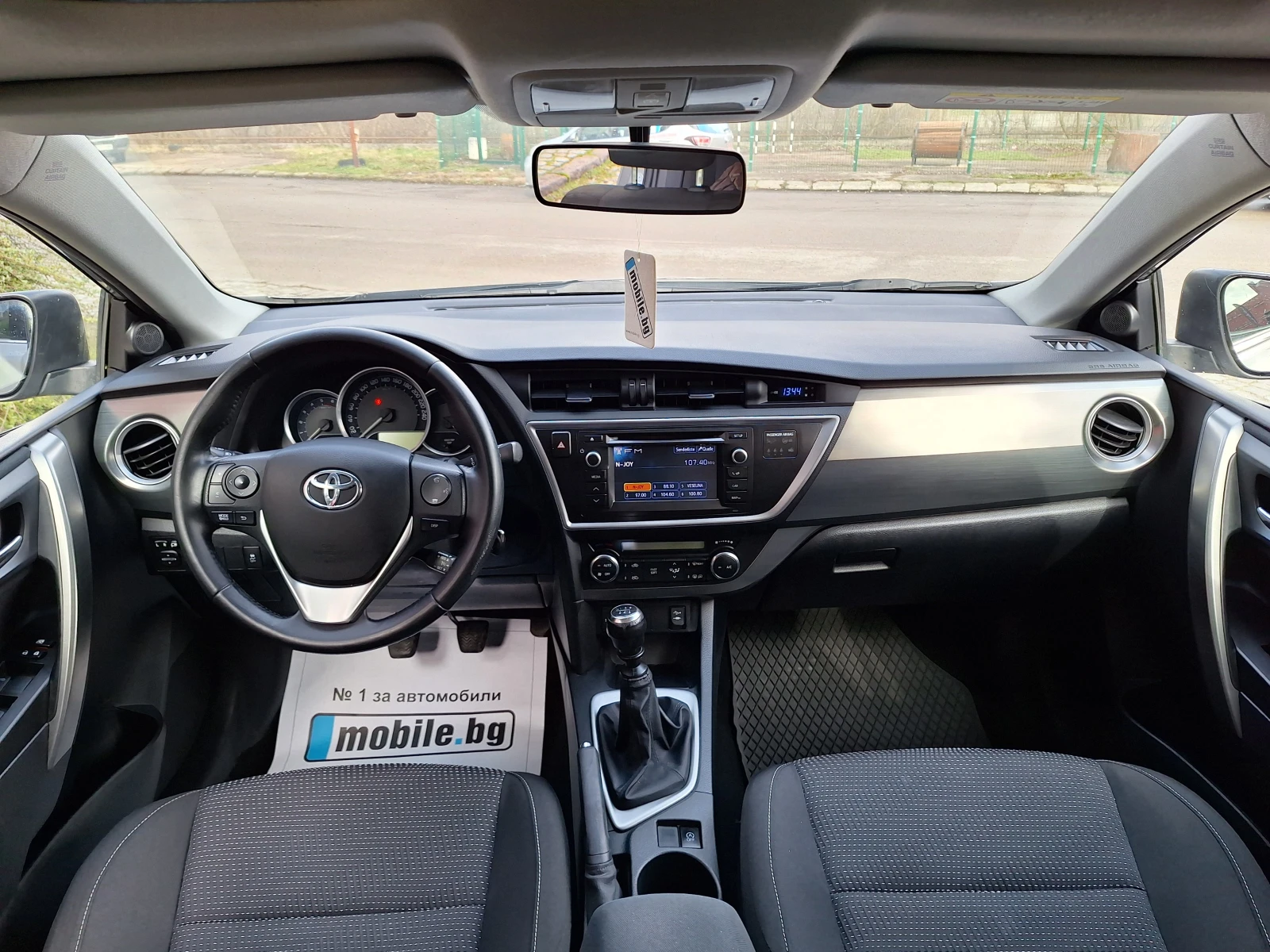 Toyota Auris 2.0 D-4D Touring Sports! | Mobile.bg � ����������� 17