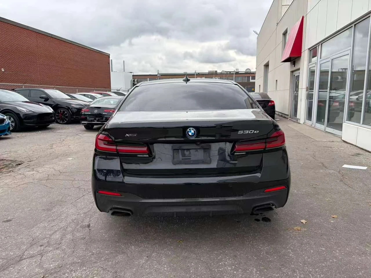 BMW 530E xDrive  CARFAX | Mobile.bg � ����������� 4