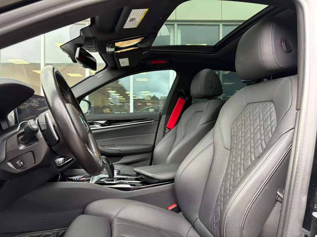 BMW 530E xDrive  CARFAX | Mobile.bg � ����������� 11