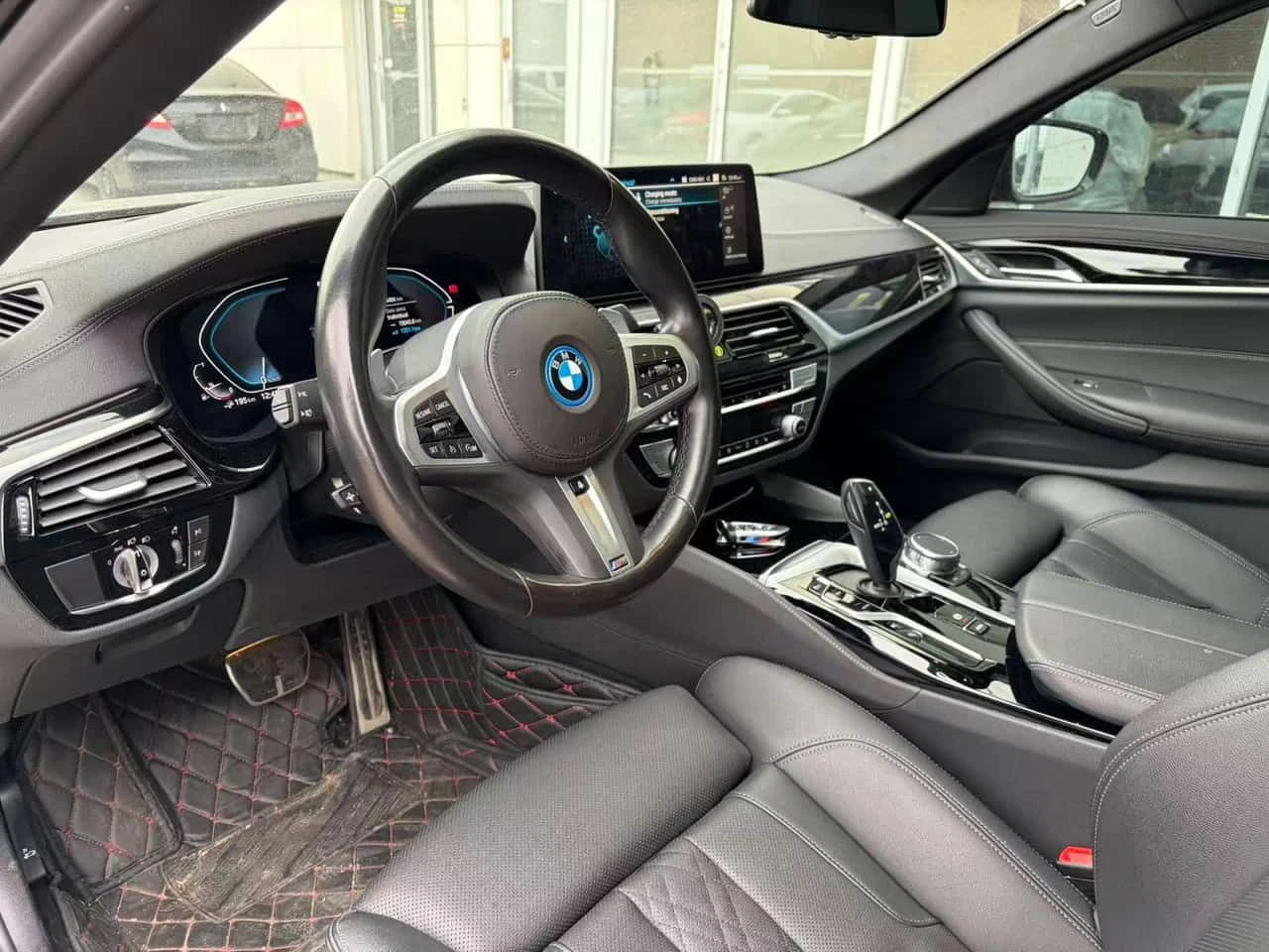 BMW 530E xDrive  CARFAX | Mobile.bg � ����������� 5