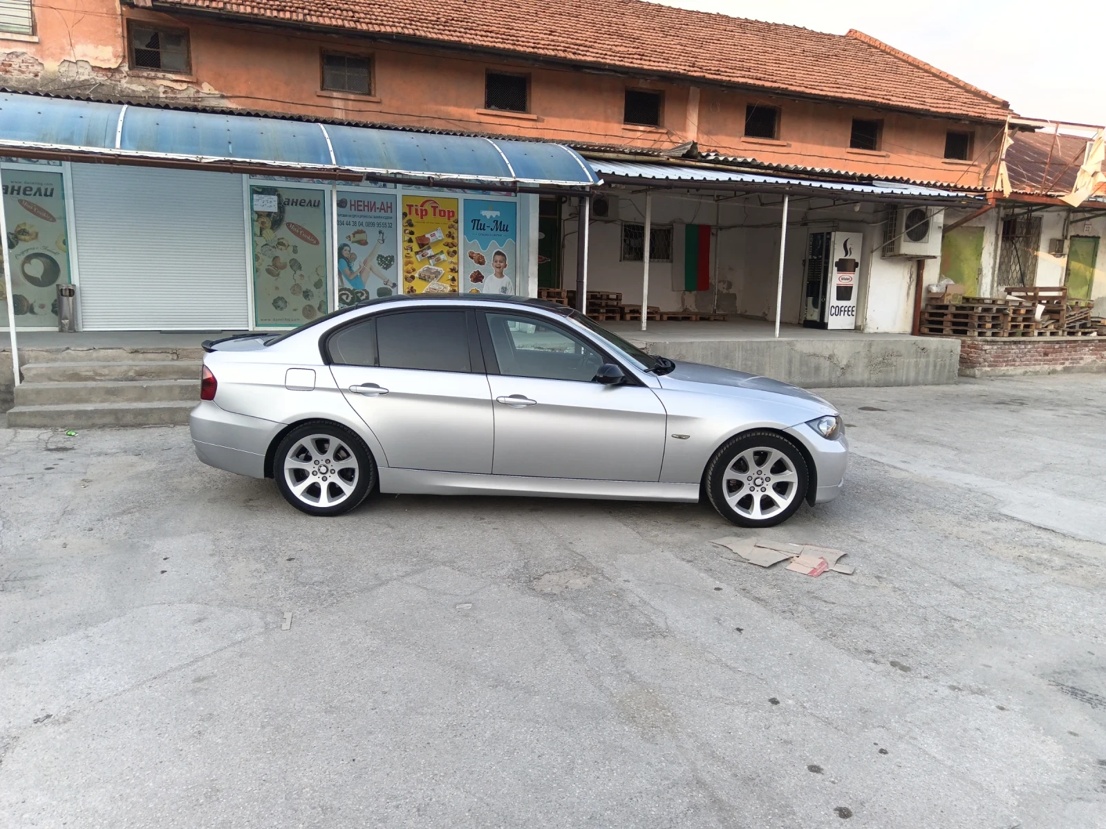 BMW 320  - изображение 2