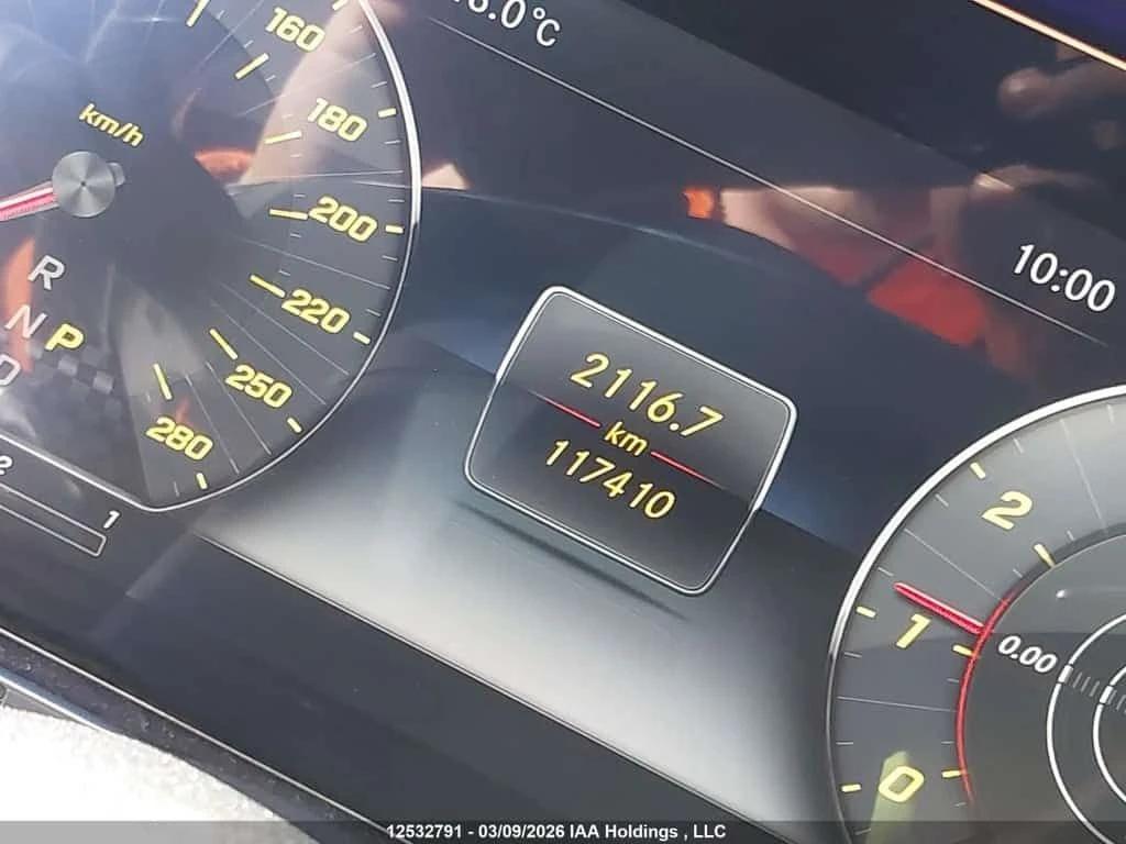 Mercedes-Benz E 43 AMG * 4MATIC * CARFAX * BURMESTER * CARBON * ОБДУХВАНЕ, снимка 15 - Автомобили и джипове - 53836316