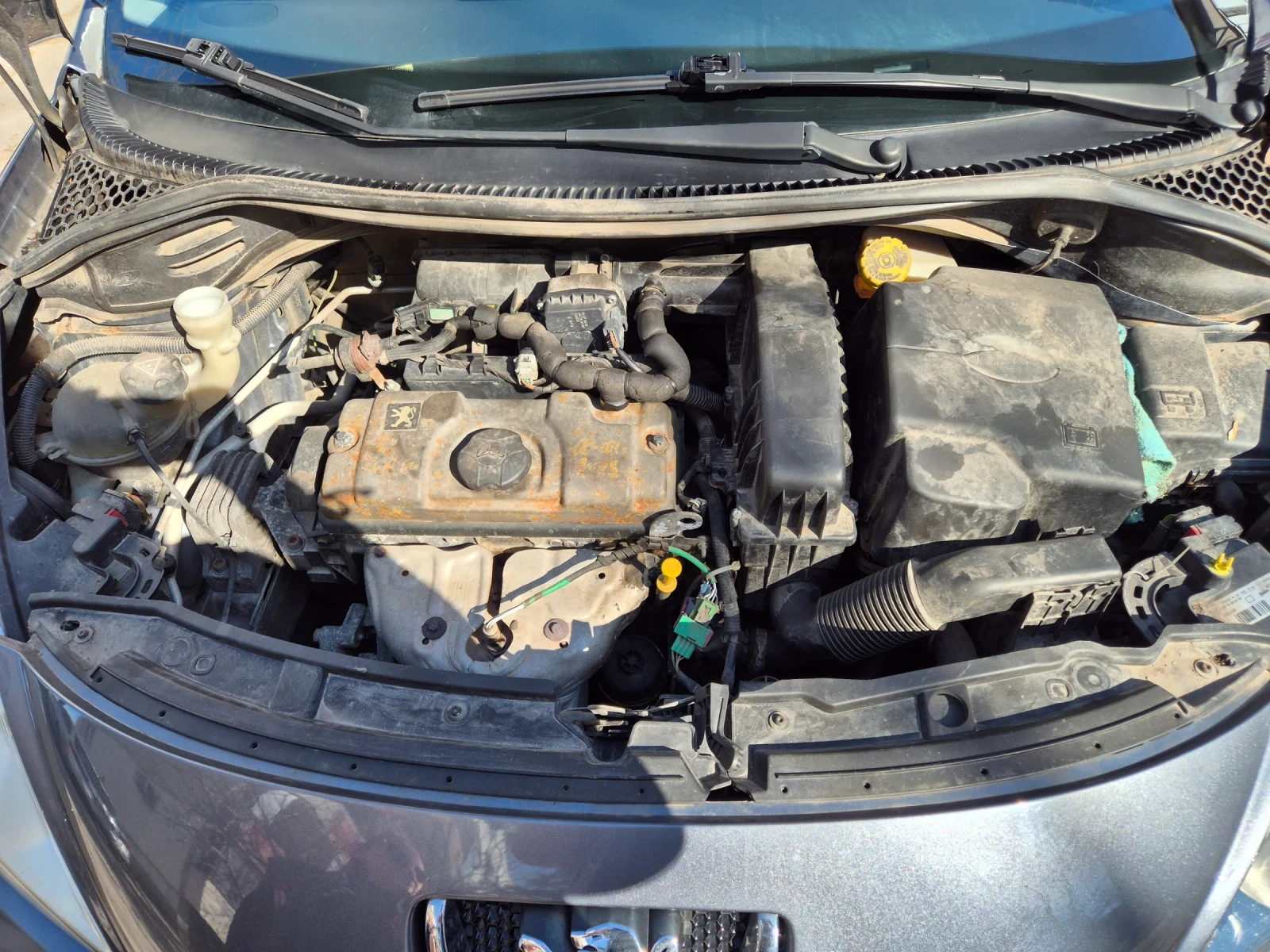 Peugeot 207, снимка 11 - Автомобили и джипове - 53924706