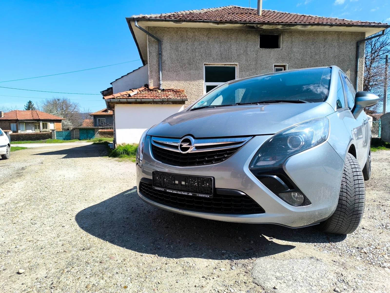 Opel Zafira 1.4 turbo, снимка 5 - Автомобили и джипове - 54272274