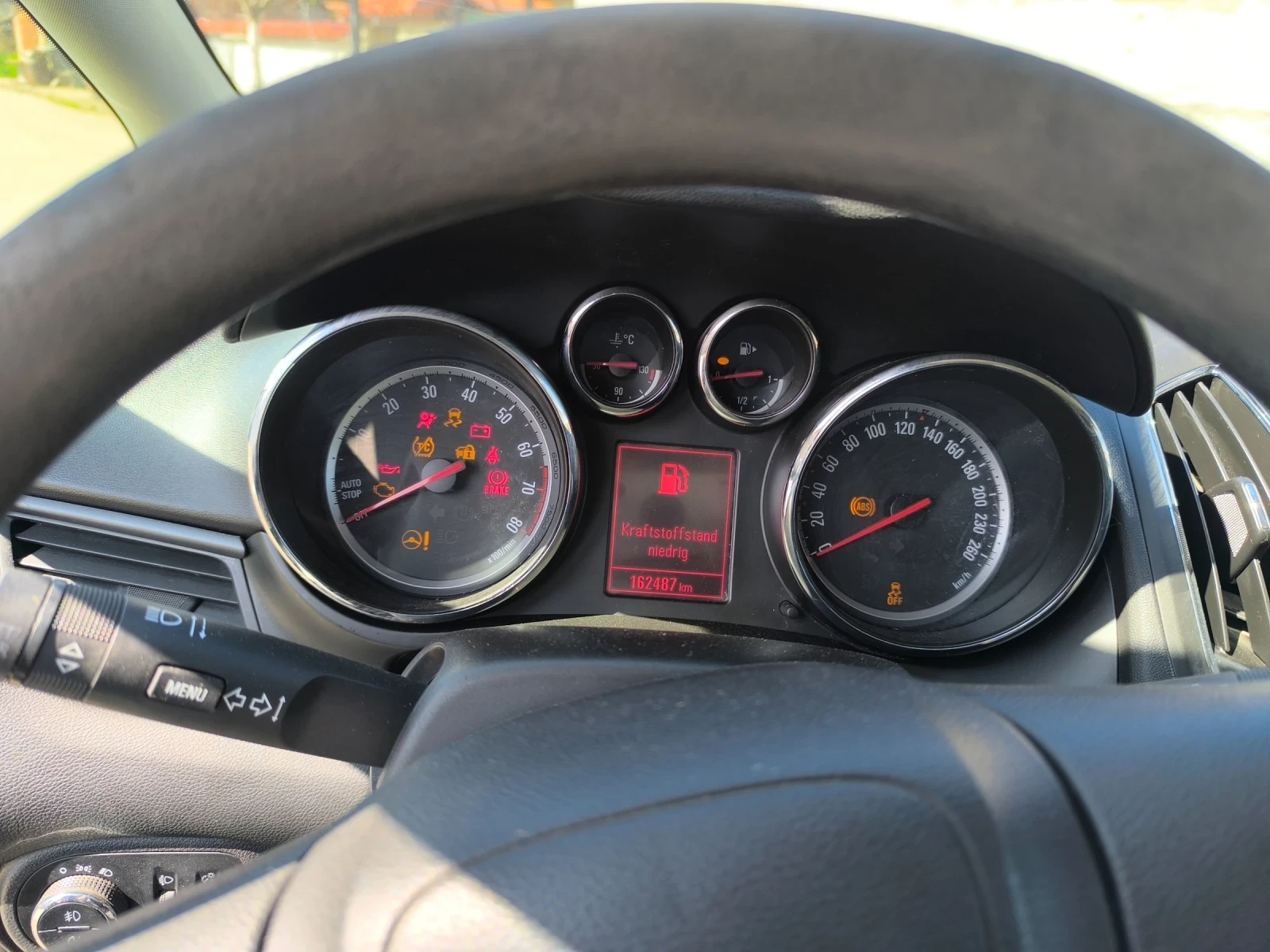 Opel Zafira 1.4 turbo, снимка 9 - Автомобили и джипове - 54272274