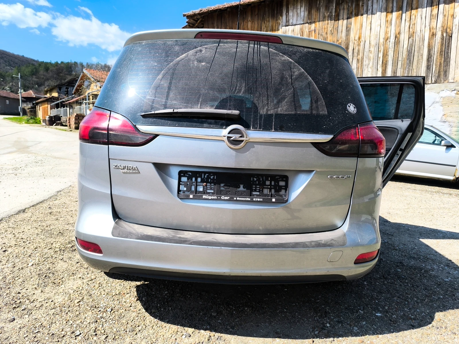 Opel Zafira 1.4 turbo, снимка 8 - Автомобили и джипове - 54272274