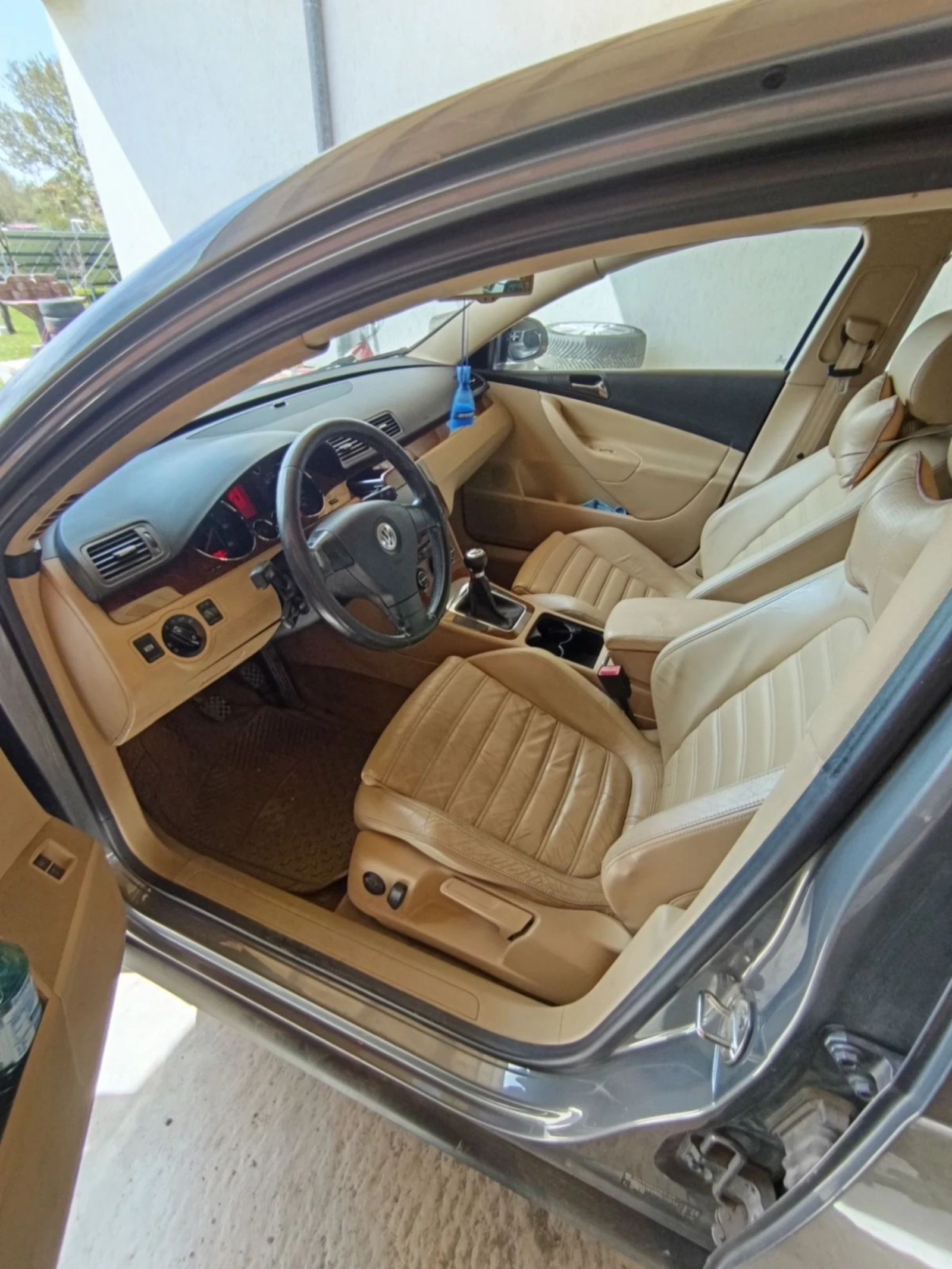 VW Passat, снимка 11 - Автомобили и джипове - 54327882