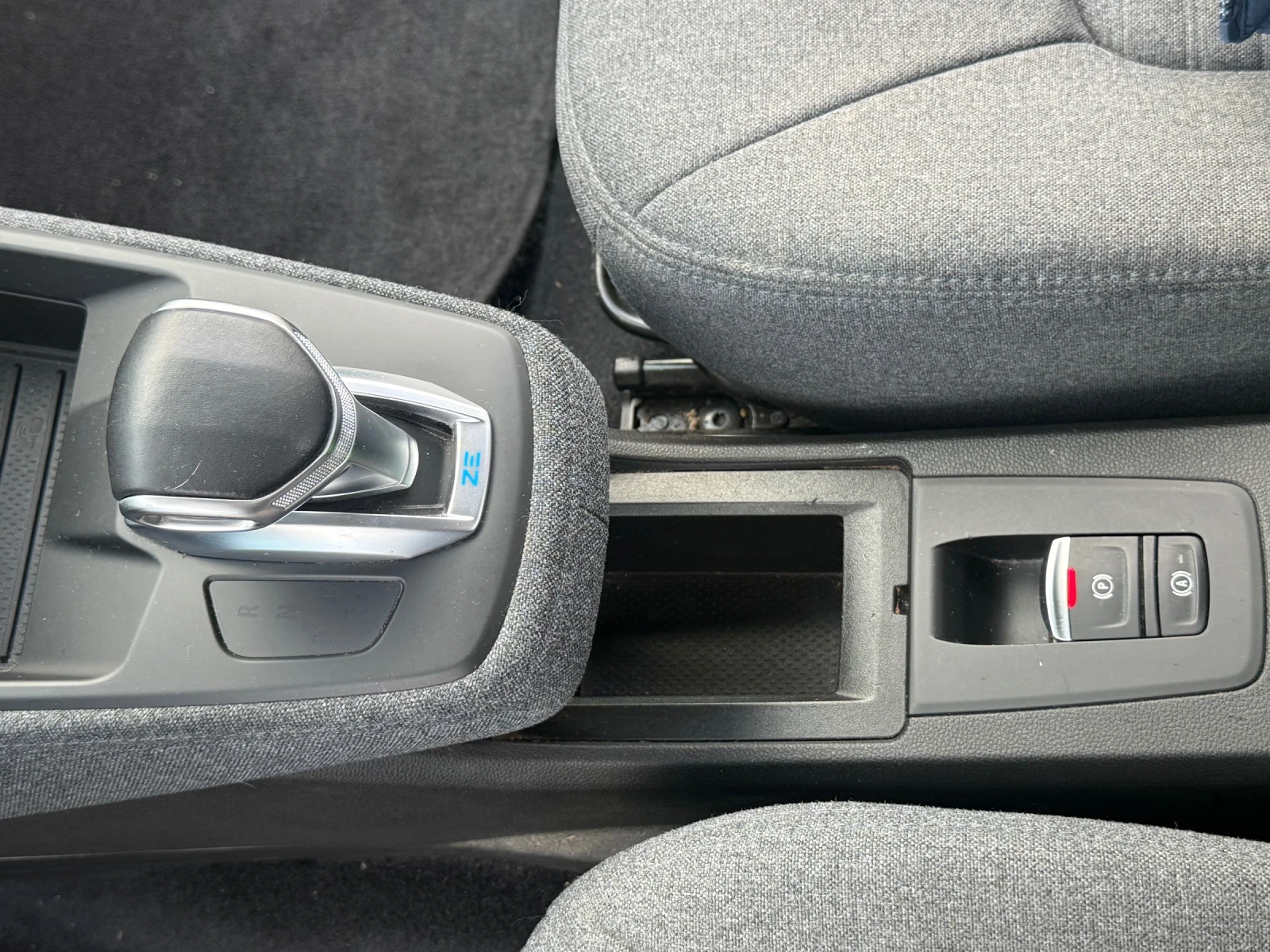Renault Zoe Electrik 52 kW/h, снимка 10 - Автомобили и джипове - 54510612