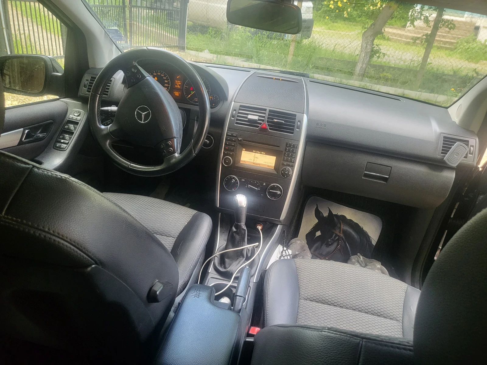 Mercedes-Benz A 200, снимка 4 - Автомобили и джипове - 54699924