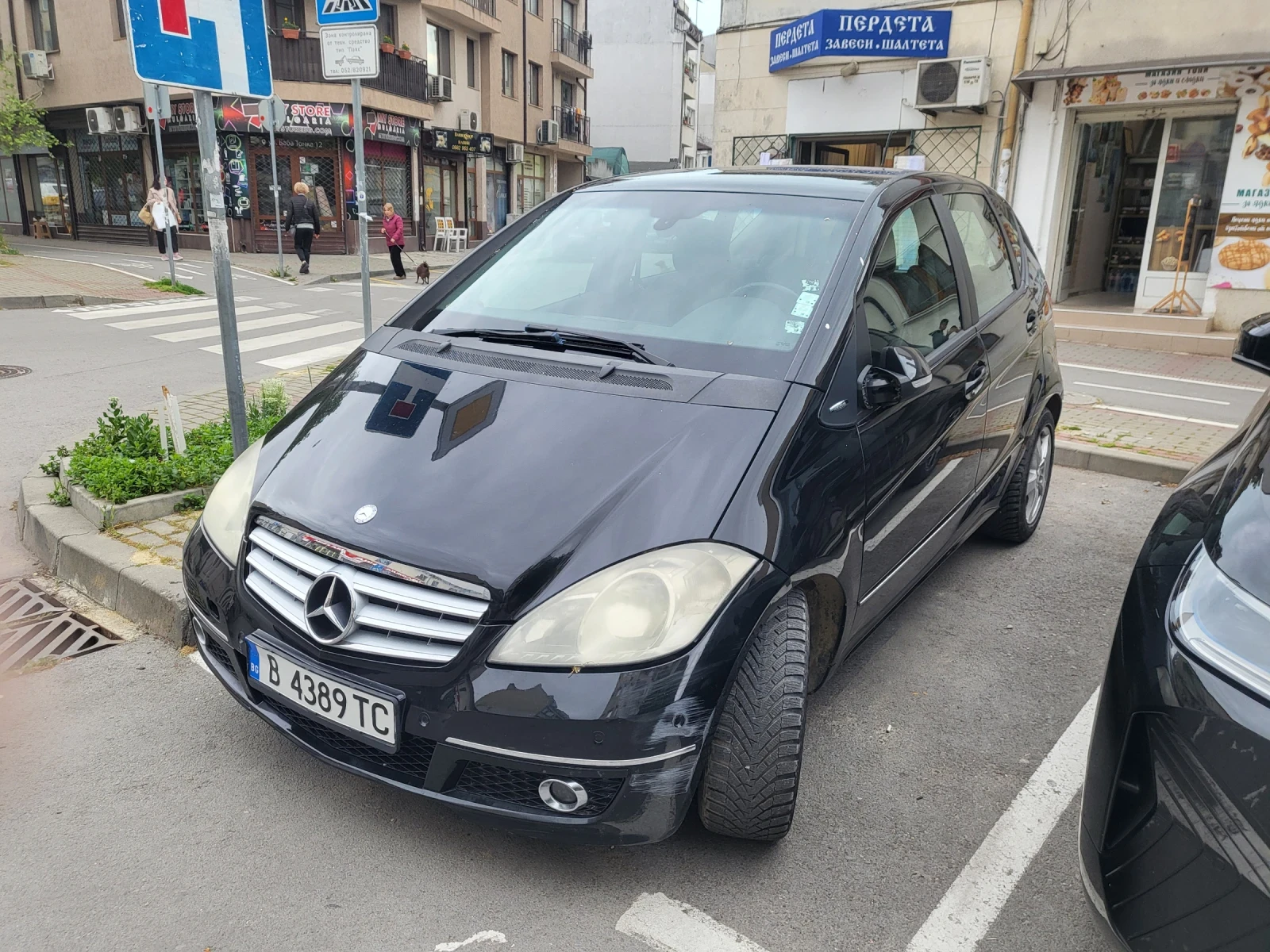 Mercedes-Benz A 200, снимка 2 - Автомобили и джипове - 54699924