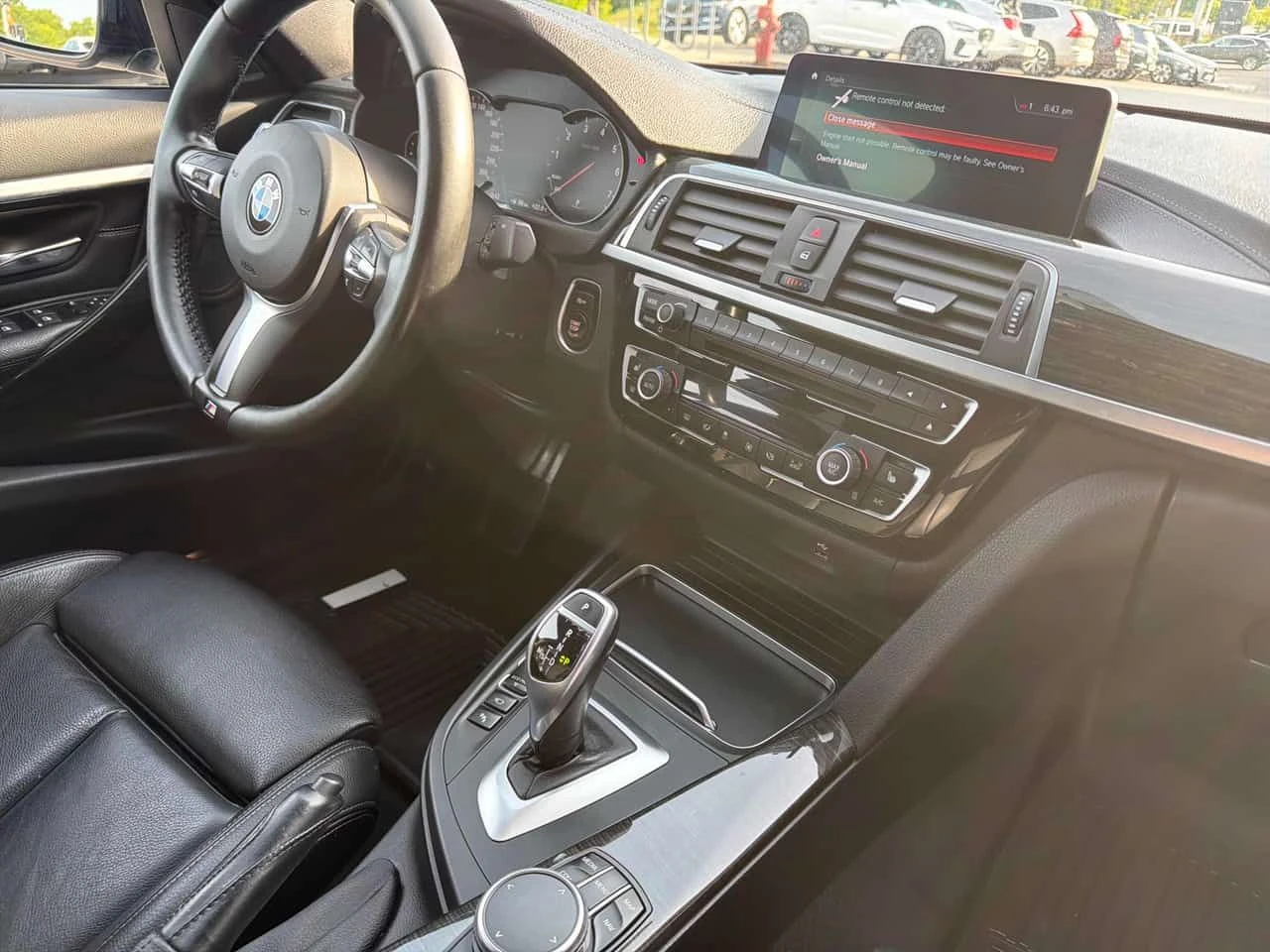 BMW 330 xDrive/ПОДГРЕВИ/ШИБИДАХ/HEAD-UP DISPLAY, снимка 9 - Автомобили и джипове - 55096327