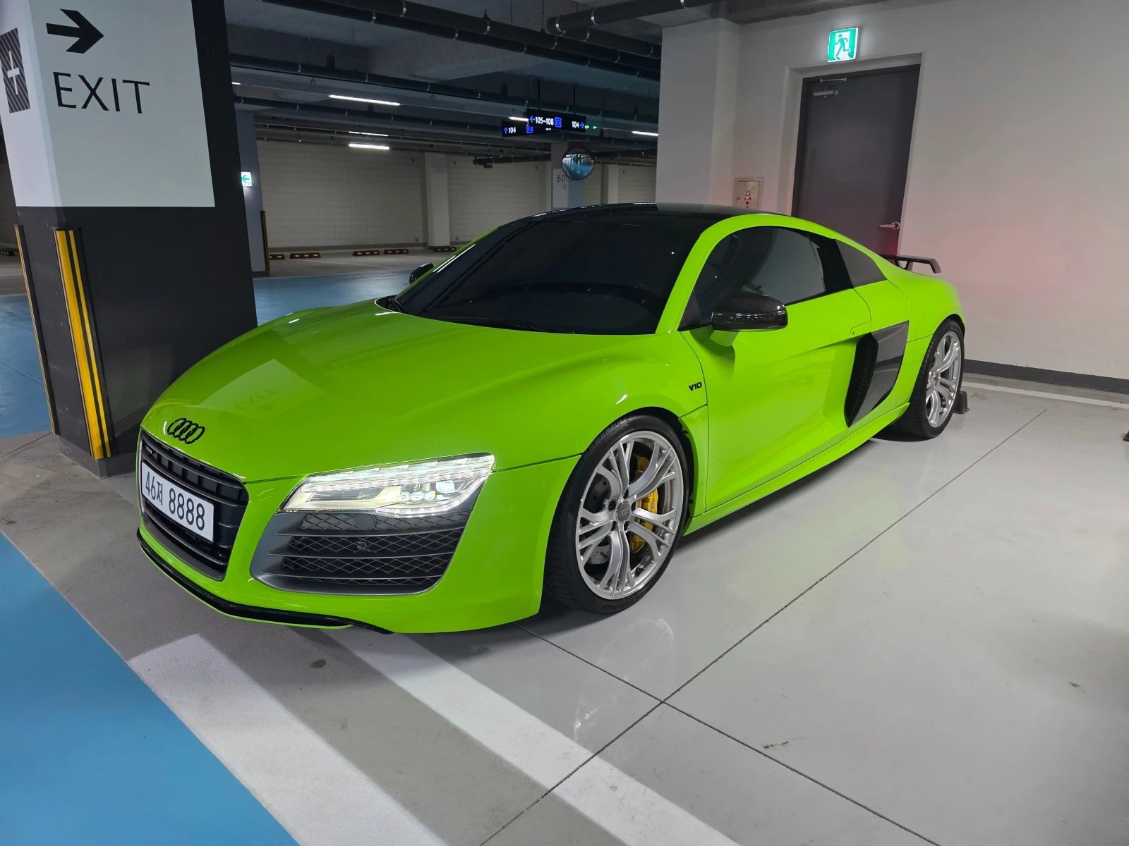 Audi R8 V8* КРАЙНА ЦЕНА, снимка 3 - Автомобили и джипове - 55496039