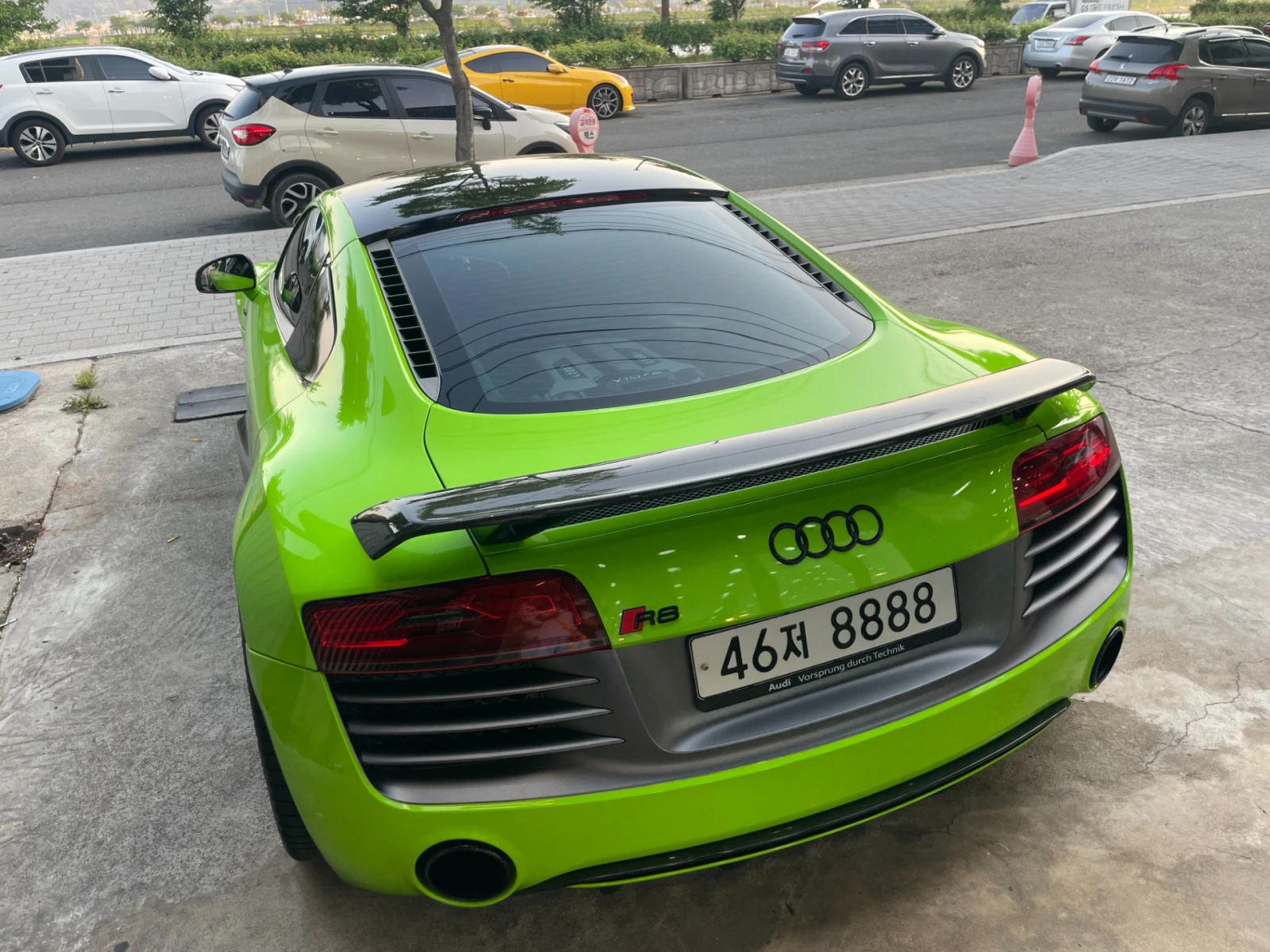 Audi R8 V8* КРАЙНА ЦЕНА, снимка 4 - Автомобили и джипове - 55496039
