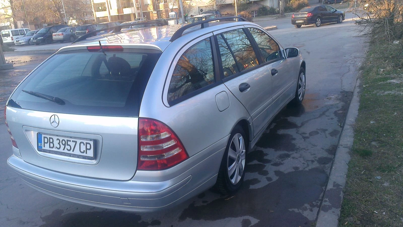 Mercedes-Benz C 200, снимка 4 - Автомобили и джипове - 55752285