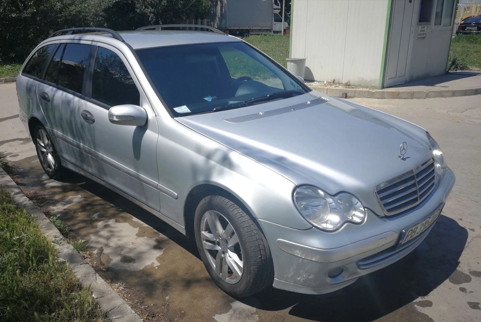 Mercedes-Benz C 200, снимка 3 - Автомобили и джипове - 55752285