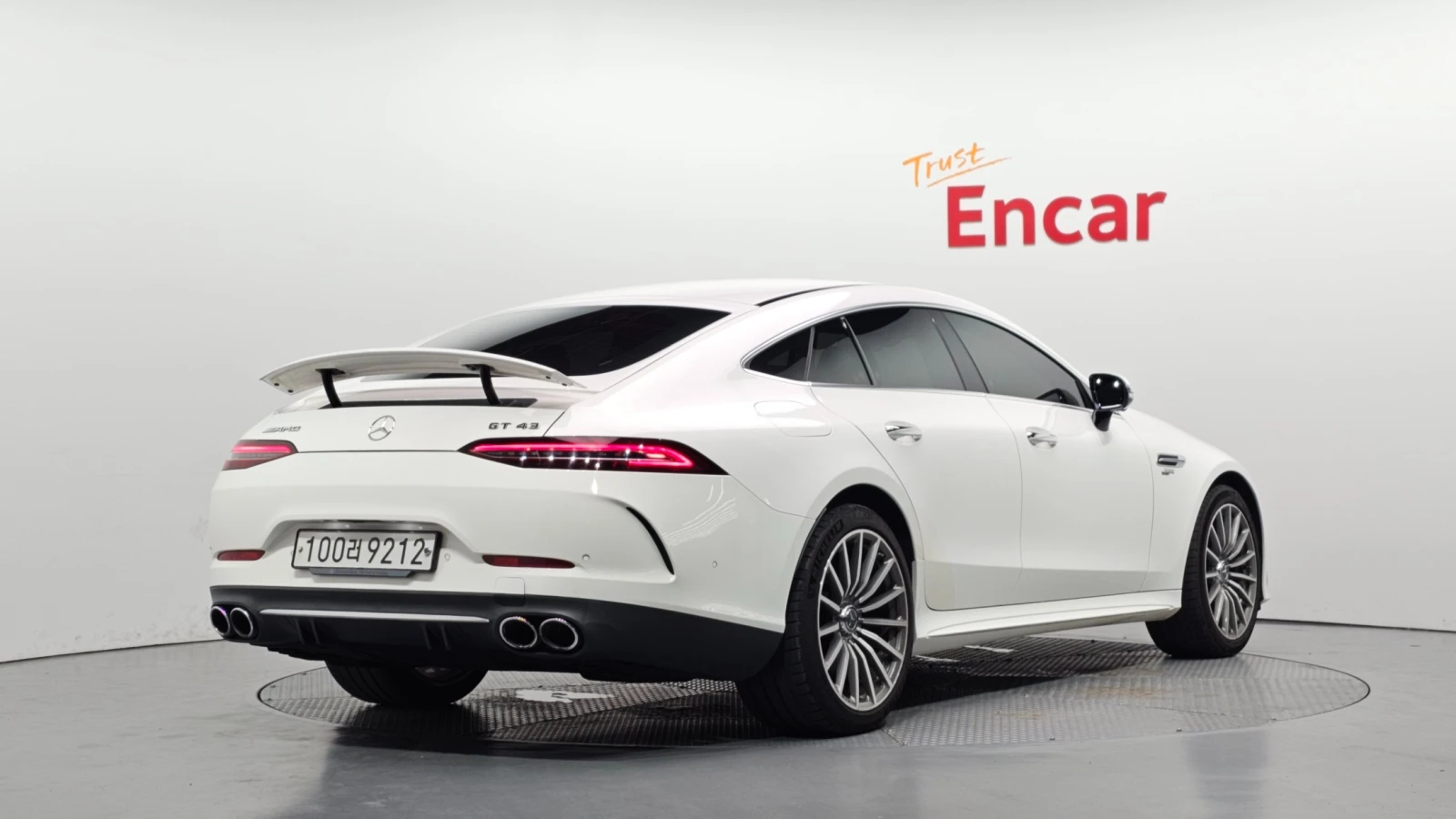 Mercedes-Benz GT 43 4MATIC+ * FULL MAX , снимка 3 - Автомобили и джипове - 56127593