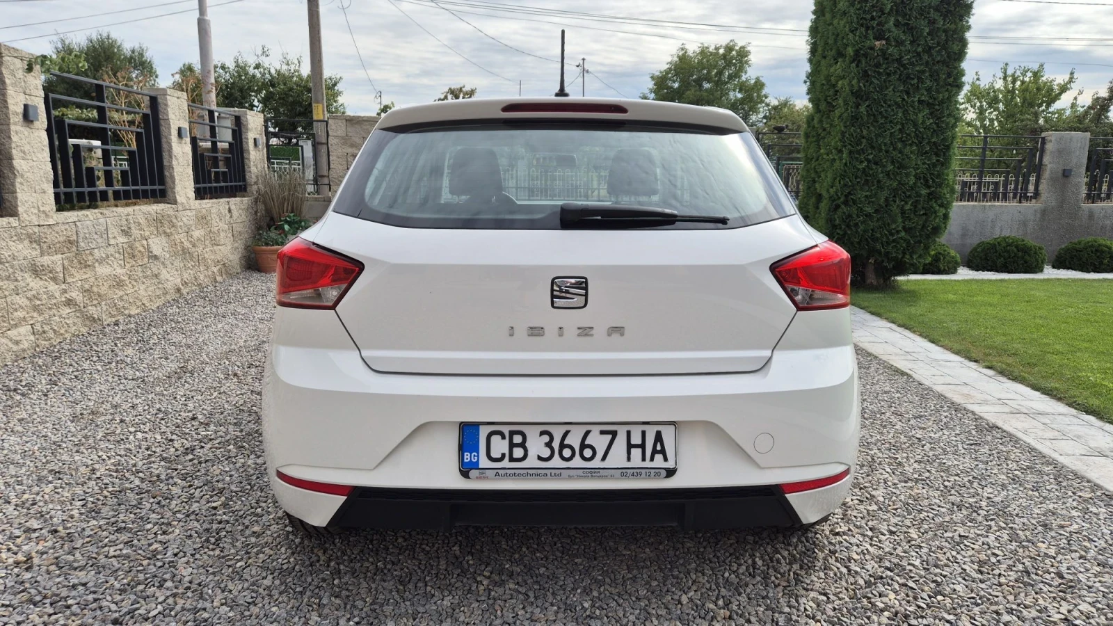 Seat Ibiza 113000km., снимка 5 - Автомобили и джипове - 56213847
