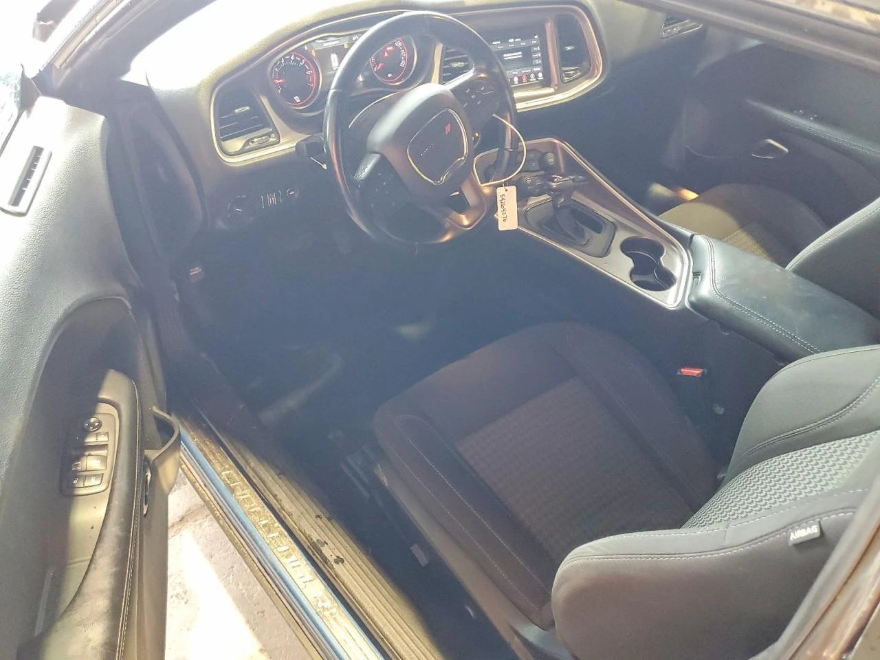 Dodge Challenger 3.6l Sxt, снимка 8 - Автомобили и джипове - 56225040