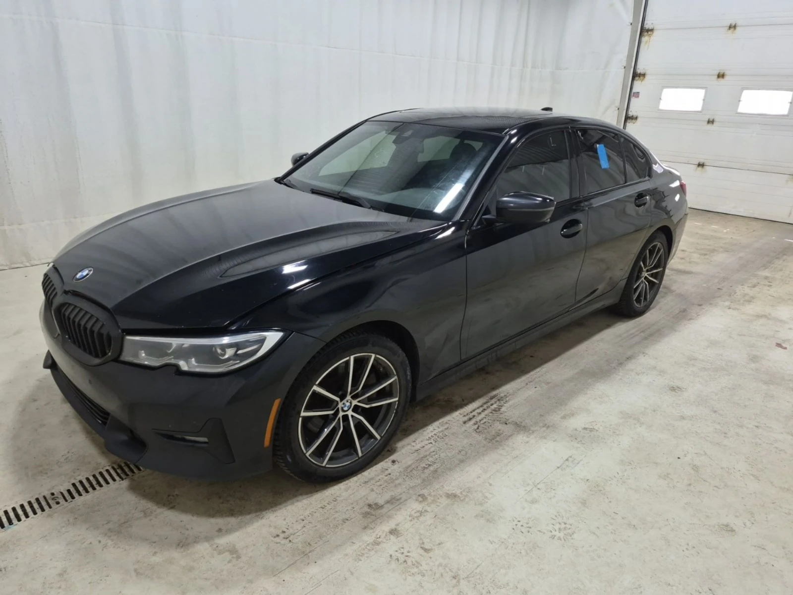 BMW 330 Sport-Line * Remote Start * АвтоКредит (ЦЕНА ДО БГ