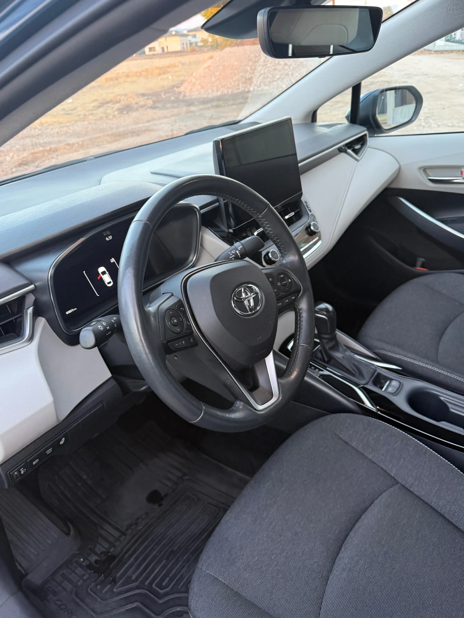 Toyota Corolla EXCECUTIVE PLUS, снимка 5 - Автомобили и джипове - 56447007