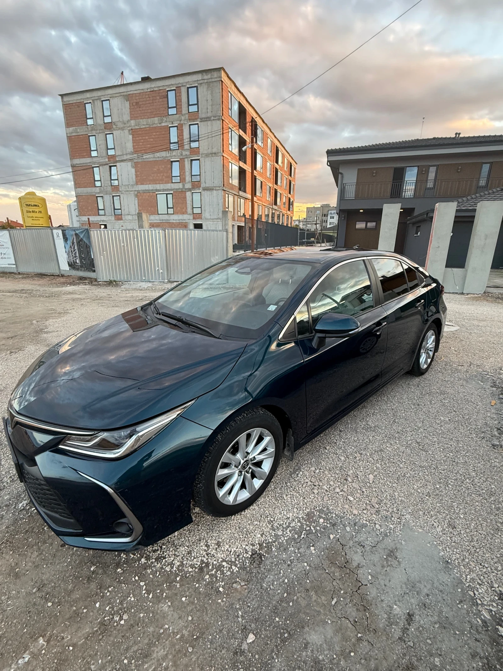 Toyota Corolla EXCECUTIVE PLUS, снимка 7 - Автомобили и джипове - 56447007