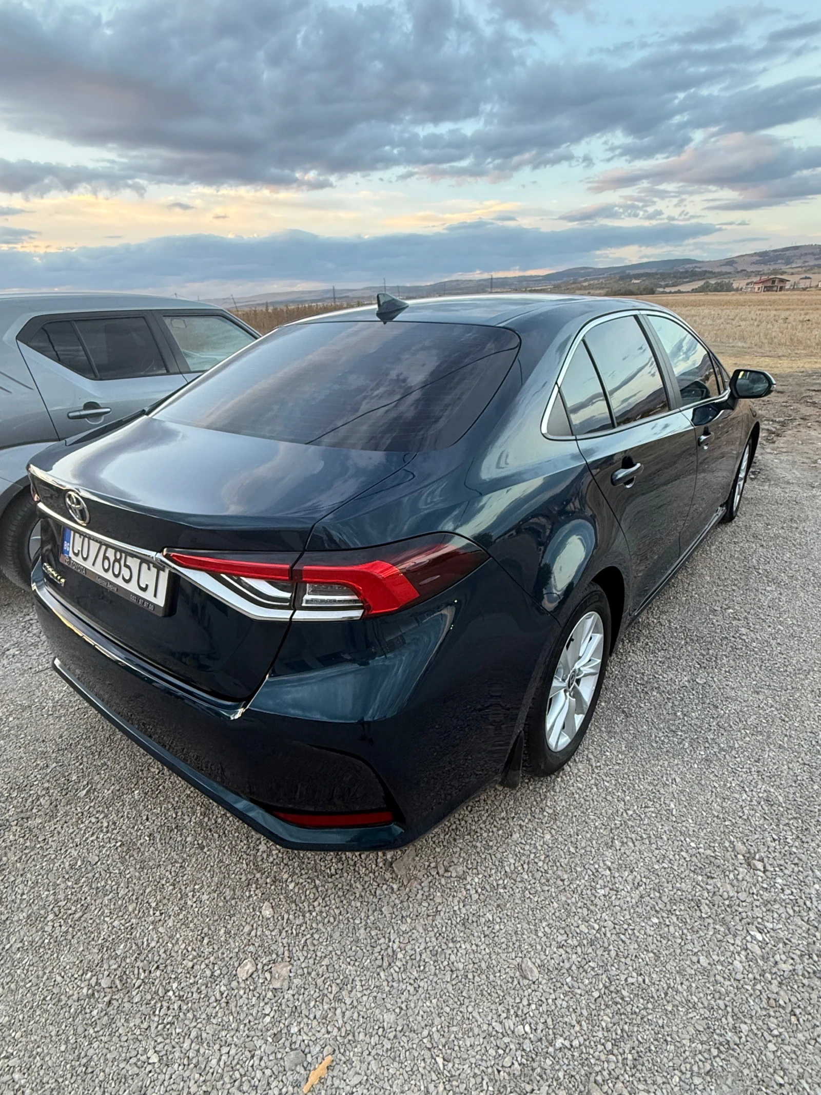 Toyota Corolla EXCECUTIVE PLUS, снимка 2 - Автомобили и джипове - 56447007