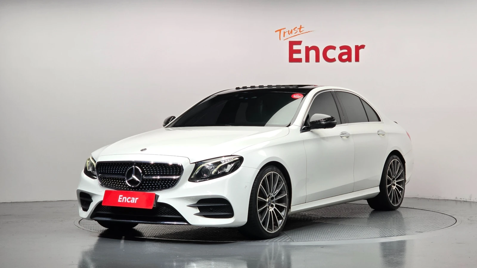 Mercedes-Benz E 300 AMG LINE * MANIFAKTUR* FULL MAX