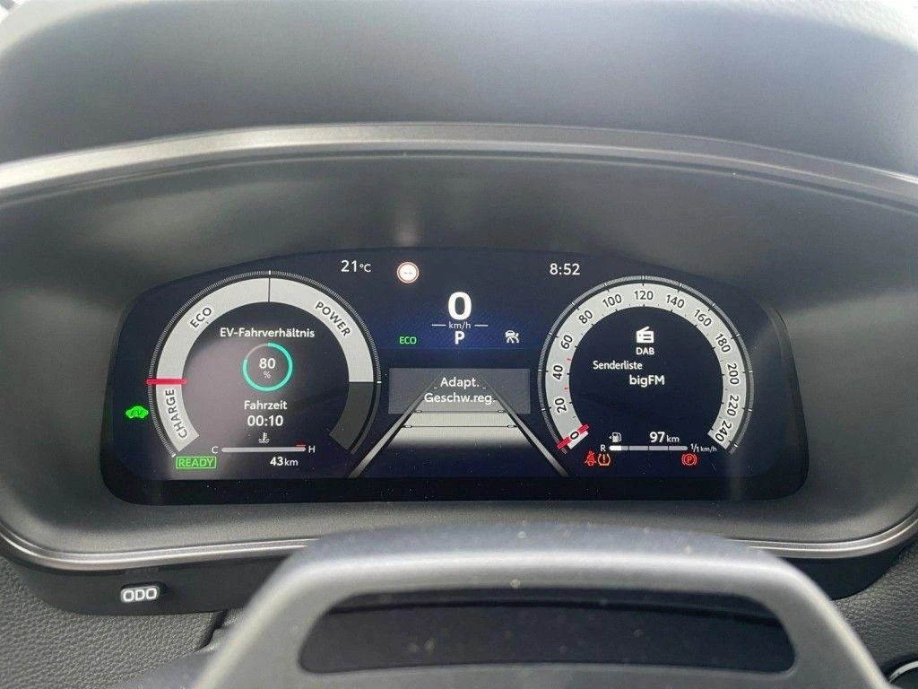 Toyota Corolla Cross 2.0HEV/182HP/GR-SPORT/CAM/NAVI/KLESS/107a | Mobile.bg � ����������� 12