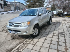 Toyota Hilux Перфектно състояние обслужен, снимка 1