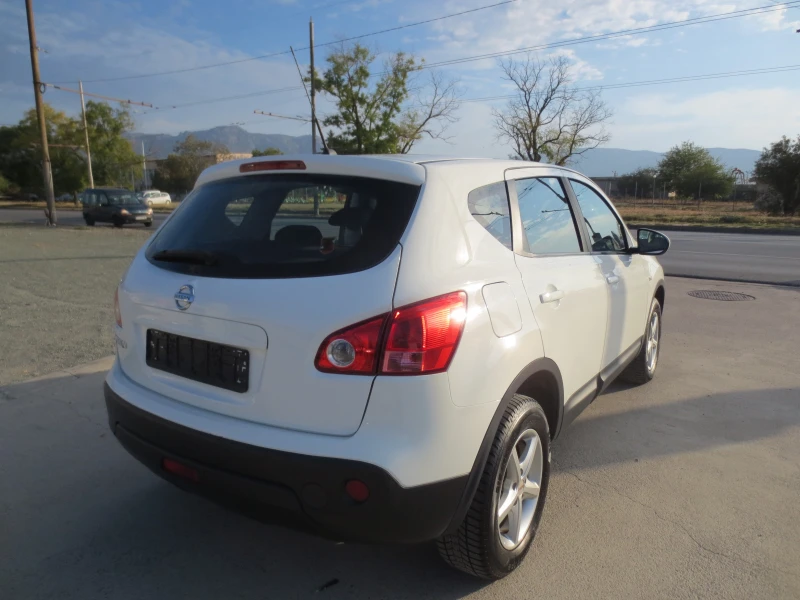 Nissan Qashqai 1.6 i , снимка 5 - Автомобили и джипове - 47360589