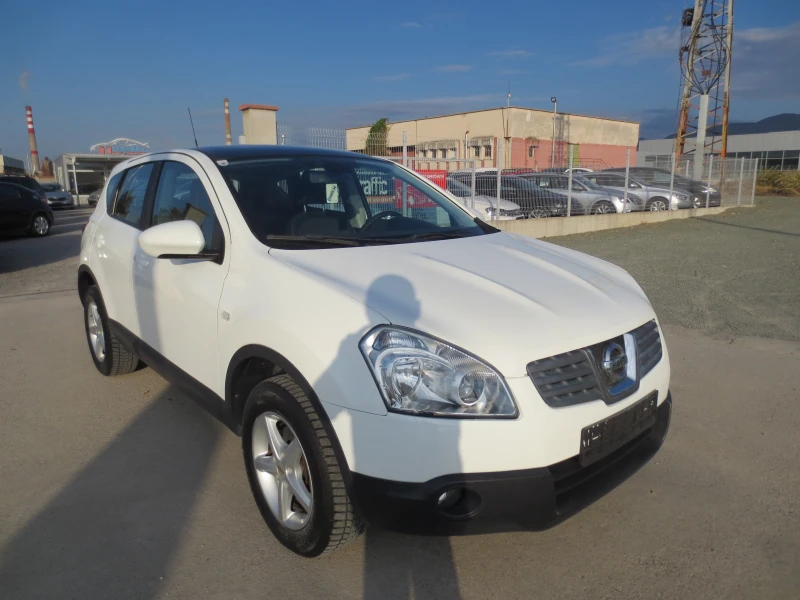 Nissan Qashqai 1.6 i , снимка 3 - Автомобили и джипове - 47360589