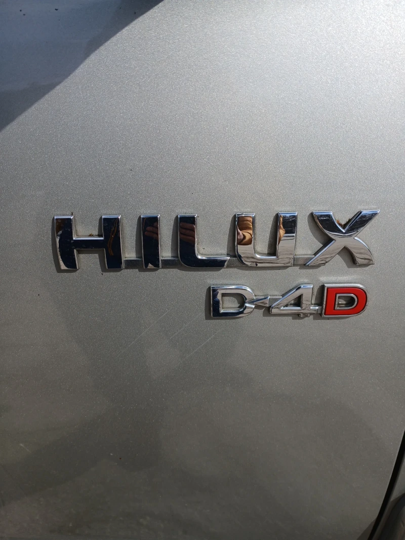 Toyota Hilux D4D, снимка 7 - Автомобили и джипове - 49065868