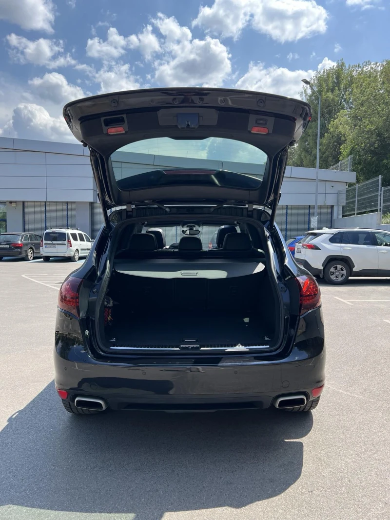Porsche Cayenne S, снимка 9 - Автомобили и джипове - 52212320