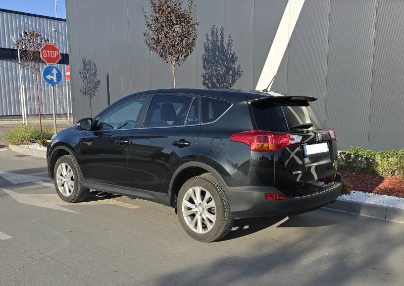 Toyota Rav4, снимка 5 - Автомобили и джипове - 51945689