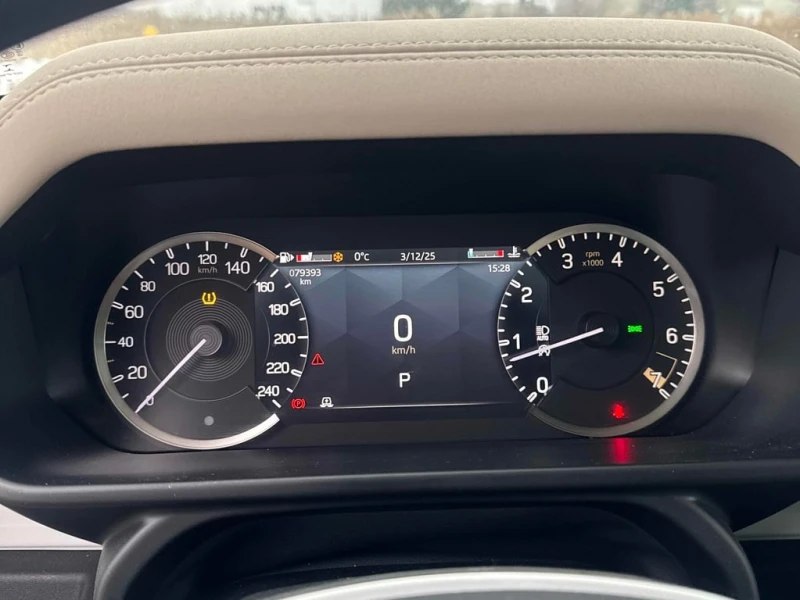 Land Rover Defender * S * CARFAX * БЕЗ ПЪРВОНАЧАЛНА ВНОСКА, снимка 8 - Автомобили и джипове - 53053885