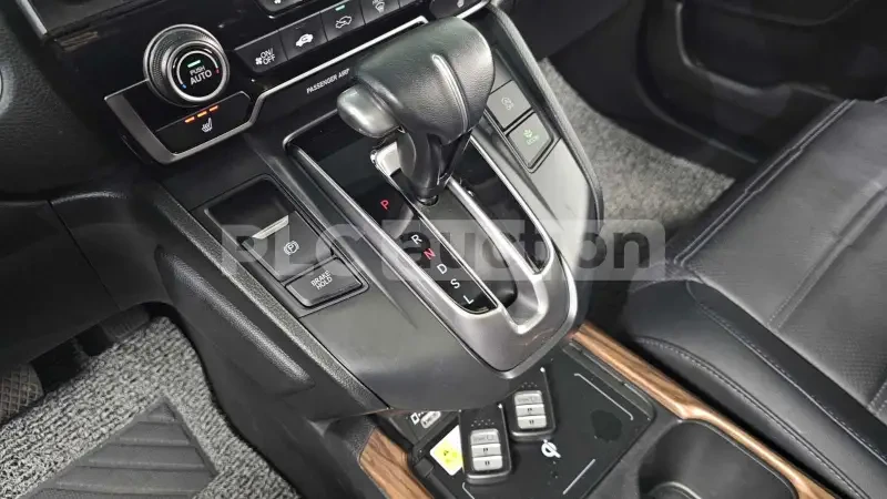 Honda Cr-v Honda CR-V , 2021, снимка 9 - Автомобили и джипове - 54071341