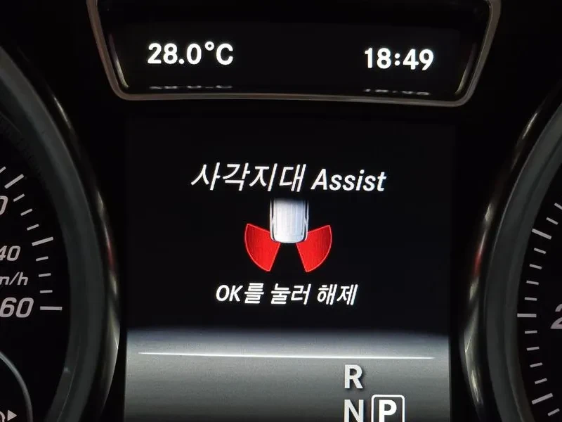 Mercedes-Benz GLE 350d - САМО 30% АВАНС, снимка 15 - Автомобили и джипове - 56112303