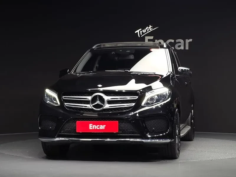 Mercedes-Benz GLE 350d - САМО 30% АВАНС, снимка 2 - Автомобили и джипове - 56112303