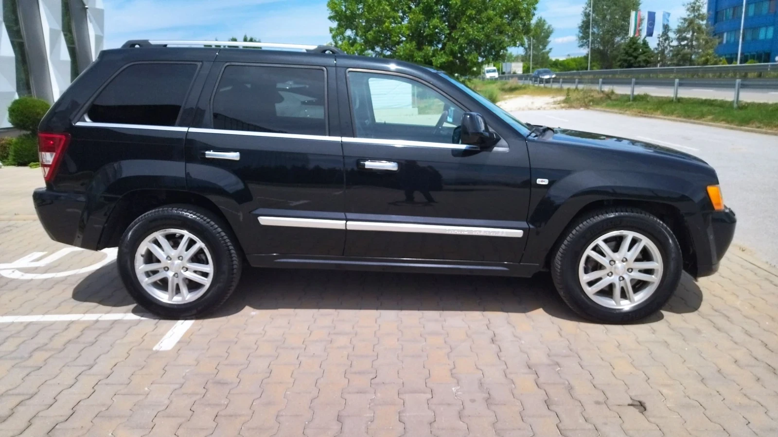 Jeep Grand cherokee 3.0crd 218kc.4x4 OVERLAND FACELIFT - изображение 4