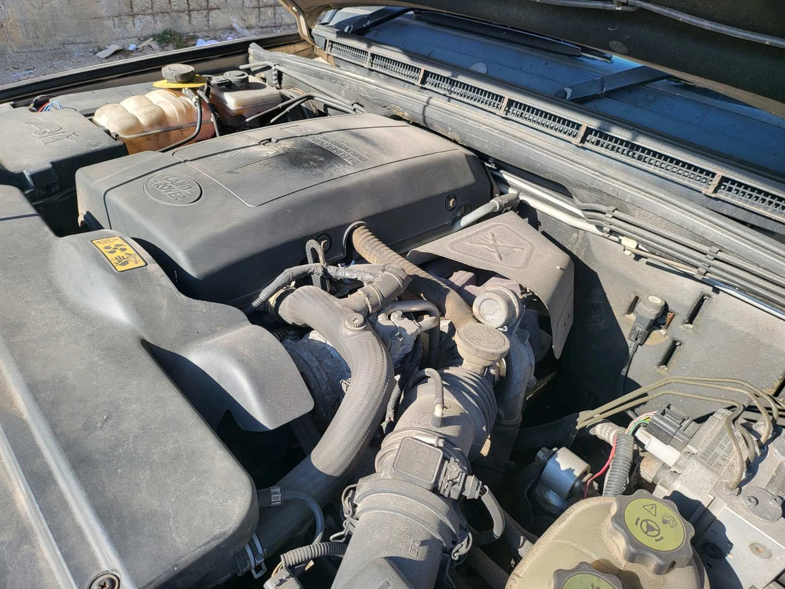 Land Rover Discovery, снимка 16 - Автомобили и джипове - 53868610