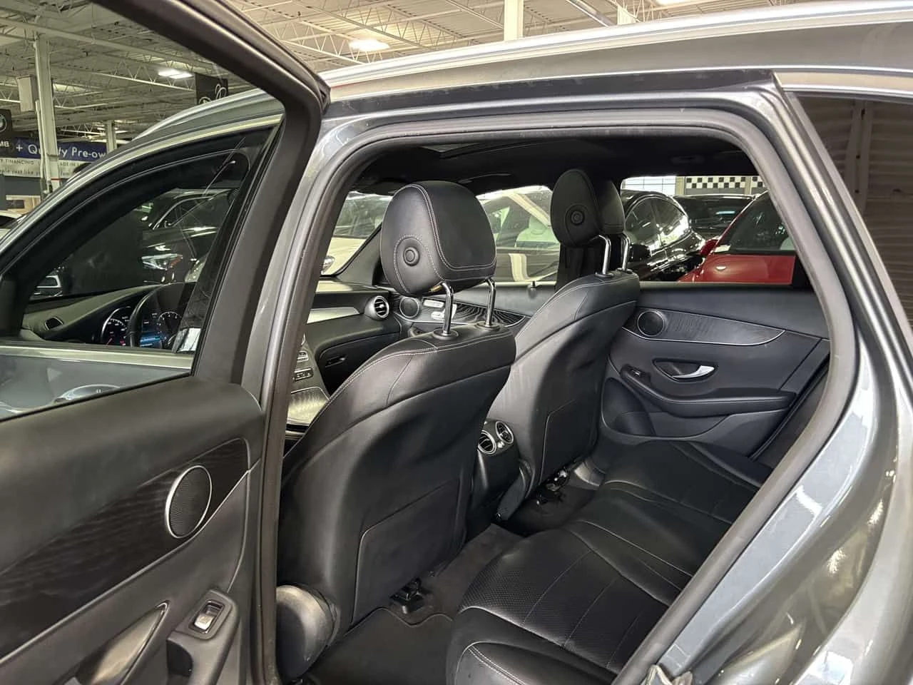 Mercedes-Benz GLC 300| 4MATIC| AMGPKG| WOOD| LEATHER| DUALSUNROOF| L | Mobile.bg � ����������� 9