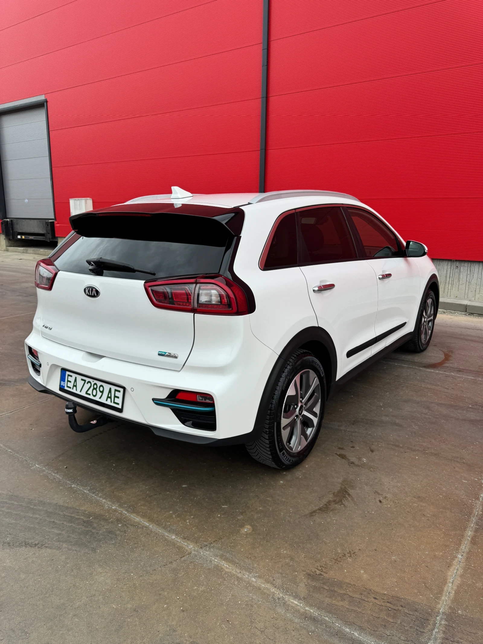 Kia Niro 64kwh SOH 100%, снимка 5 - Автомобили и джипове - 54487208