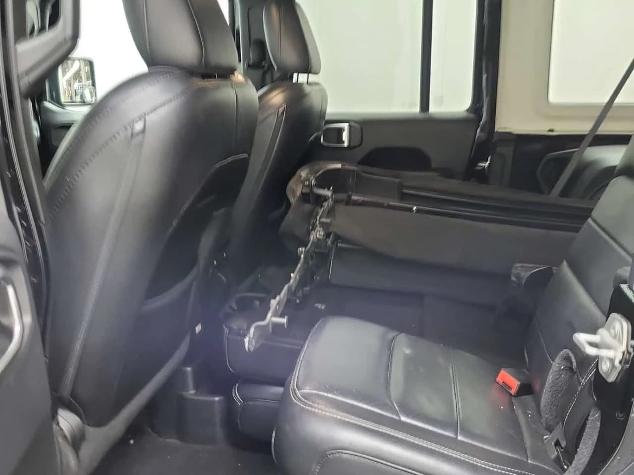 Jeep Wrangler * Sahara * ������� * NAVI * ������ | Mobile.bg � ����������� 3