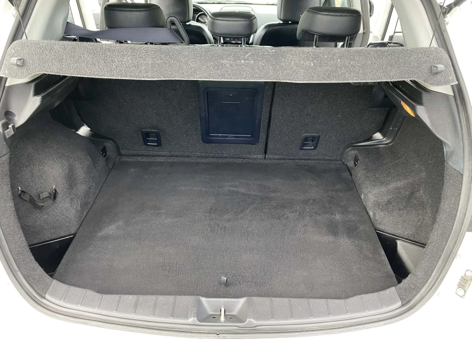 Citroen C4 AIRCROSS, снимка 14 - Автомобили и джипове - 54823485
