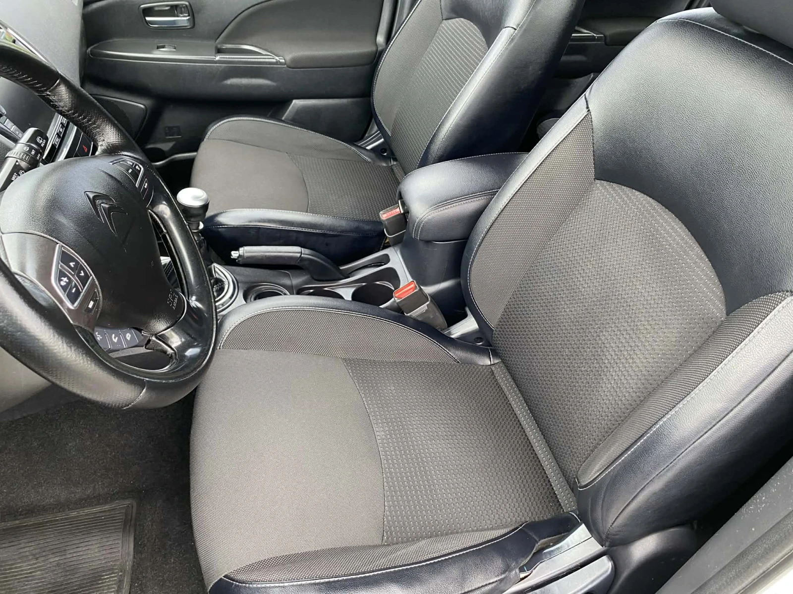 Citroen C4 AIRCROSS, снимка 8 - Автомобили и джипове - 54823485